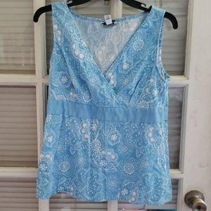 Ladies sleeveless blouse